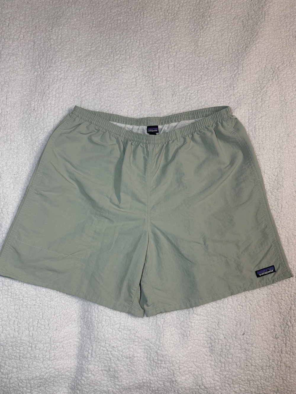 Patagonia Men’s Baggie Sage Green Elastic Waist Shorts XL